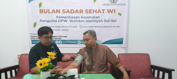 Bulan Sadar Sehat WI : DPW Wahdah Sulsel Menggelar Pemeriksaan Kesehatan